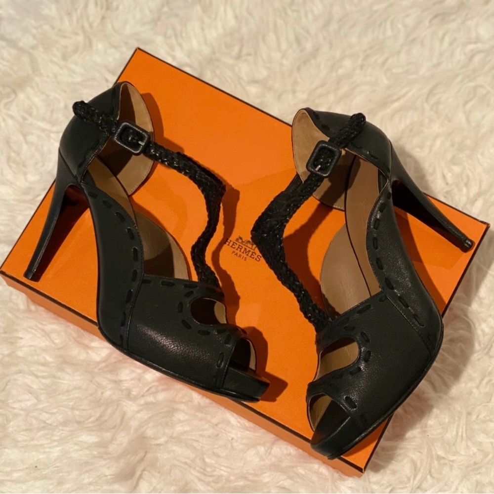 Like🆕 HERMES Black Leather Heels with Platform EU 39 / US 8.5 Box Included